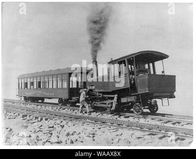 Zahnrad Zug auf Gipfeltreffen der Pike's Peak, Manitou and Pike's Peak Railway Stockfoto