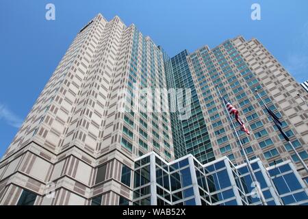 PITTSBURGH, USA - 29. JUNI 2013: Außenansicht des Westin Hotel in Pittsburgh. 2013 Westin Betrieben fast 200 Hotels. Es ist ein Teil von Starwood Hot Stockfoto