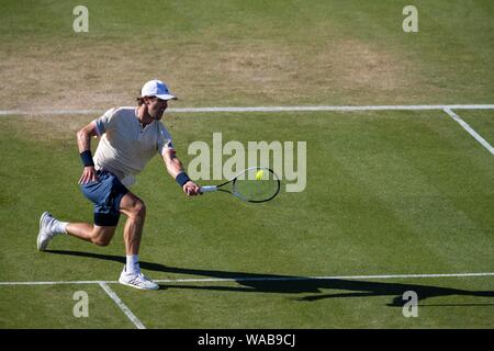 Mischa Zverev in Deutschland spielen Vorhand gegen Mikhail Kukushkin von Kasachstan. Natur Tal Internationale 2018 - Freitag, 29 Juni, 2018 - Männer si Stockfoto