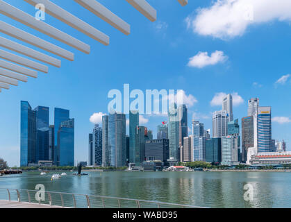 Das zentrale Geschäftsviertel (CBD) von Marina Bay, Singapore City, Singapur Stockfoto