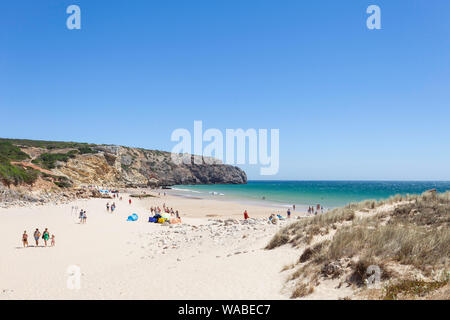 Wilden Strand von Praia do Zavial, in der Nähe der Raposeira, Algarve, Portugal Stockfoto