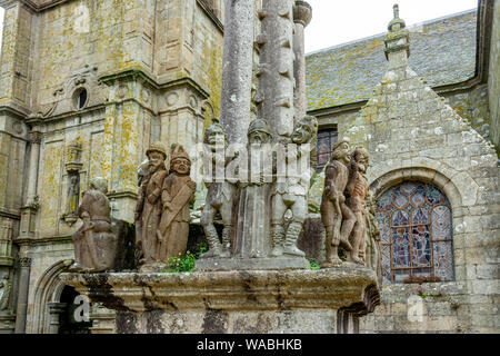 Finistère (29) Calvaire de l'Enclos paroissial de Saint-Thegonnec // Frankreich. Finistère (29) Der kalvarienberg Pfarrkirche Saint-Thegonnec Saint-Thegonne Stockfoto