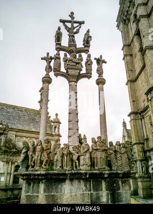 Finistère (29) Saint-Thegonnec. Calvaire de l'Enclos paroissial // Frankreich. Finistère (29) Saint-Thegonnec. Der Kalvarienberg Pfarrkirche Stockfoto