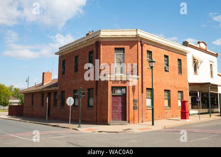 CHILTERN, Australien - 3. April 2017: Die malerische Goldgräberstadt der Chiltern in der Viktorianischen High Country in Australien. Stockfoto