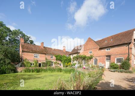 Der National Trust Flatford Mill, berühmt durch den Künstler John Constable 1776-1941, Suffolk, England, Großbritannien Stockfoto