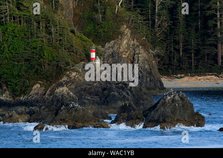 Whittlestone Punkt Licht, Cape Beale, Port Alberni, Vancouver Island, British Columbia, Kanada Stockfoto