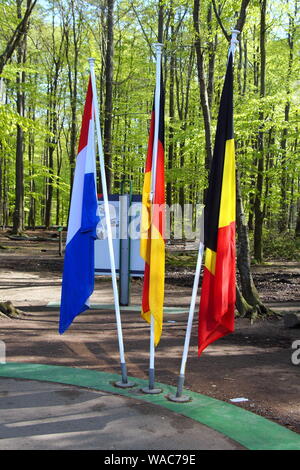 Grenze Dreiländereck zwischen den Niederlanden, Deutschland und Belgien - drei - Land. Stockfoto