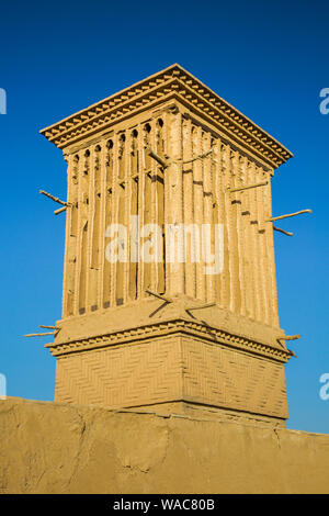 Badgirs Windtowers oder (traditionelle architektonische Element natürliche Belüftung zu erstellen). Stockfoto