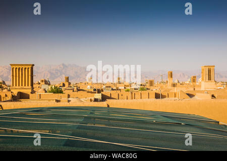 Badgirs Windtowers oder (traditionelle architektonische Element natürliche Belüftung zu erstellen). Stockfoto