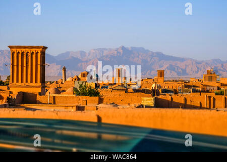 Badgirs Windtowers oder (traditionelle architektonische Element natürliche Belüftung zu erstellen). Stockfoto