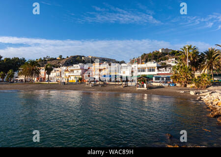 Promenade am Strand entlang in Pedregalejo, Málaga, Andalusien, Spanien Stockfoto