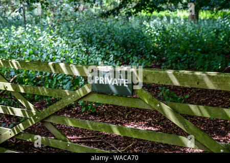 Blenheim Palace. Private Zeichen auf dem Gelände des englischen Country Estate. Privates Land/Sicherheit. Woodstock, Oxfordshire, England, Vereinigtes Königreich. Stockfoto