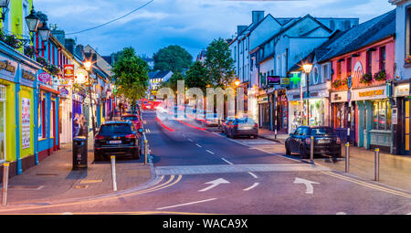 Night Street Szenen der Stadt Westport, Grafschaft Mayo, Irland Stockfoto