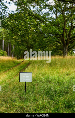 Blenheim Palace. Private Zeichen auf dem Gelände des englischen Country Estate. Privates Land/Sicherheit. Woodstock, Oxfordshire, England, Vereinigtes Königreich. Stockfoto