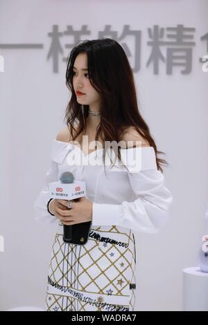 Chinesische Schauspielerin Jelly Lin oder Lin Yun besucht eine Werbeveranstaltung für Liby in Shanghai, China, 6. Juli 2019. Stockfoto