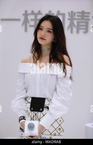 Chinesische Schauspielerin Jelly Lin oder Lin Yun besucht eine Werbeveranstaltung für Liby in Shanghai, China, 6. Juli 2019. Stockfoto