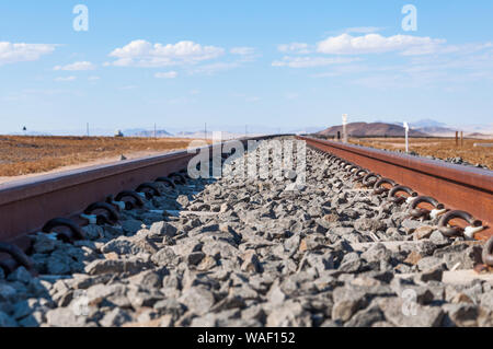 Eine geringe Aussicht auf die Trans Namib Bahnlinien an Haalenberg in Namibia Stockfoto