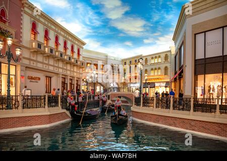 Replica Venedig, venezianischen Gondeln auf dem Canal, Grand Canal, Canal Grande, unter künstlichen Himmel, Venetian Resort Hotel Casino, Las Vegas Strip, Las Stockfoto