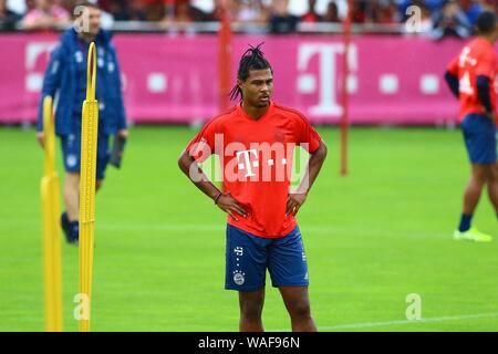München, Deutschland. 20 Aug, 2019. Muenchen, Deutschland August 20, 2019: 1. BL-19/20 - FC Bayern München Ausbildung 20.08.2019 Serge Gnabry (FC Bayern München), Förderung/Single Image/| Verwendung der weltweiten Kredit: dpa/Alamy leben Nachrichten Stockfoto