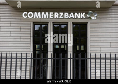 Berlin, Deutschland. 16 Aug, 2019. Ein Commerz Bank im Zentrum der Stadt, in Berlin gesehen. Credit: Omar Marques/SOPA Images/ZUMA Draht/Alamy leben Nachrichten Stockfoto