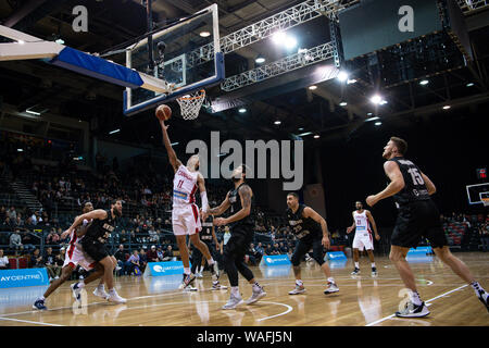 20. August 2019; Quay Centre, Sydney, Australien; Internationaler Basketball, Kanada gegen Neuseeland Tall Blacks; Andrew Nembhard von Kanada legt bis auf den Korb - redaktionelle Verwendung. Stockfoto