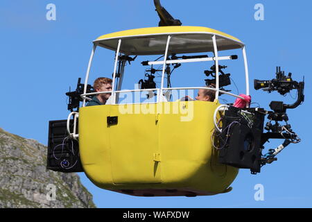 Dienstag, 20 August 2019, Llandudno Coronation Street Tag zwei der Dreharbeiten. Es wird gemunkelt, dass Gemma in die Arbeit gehen, während die aride in die Seilbahn über dem Great Orme, Kredit: Mike Clarke Stockfoto