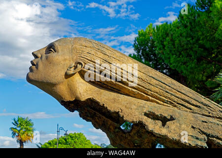 "Kunstwerk, Il Monumento ai valorosi Aviatori del Reparto Alta Velocità''''', Desenzano del Garda Italien (Italia), 30077208 Stockfoto