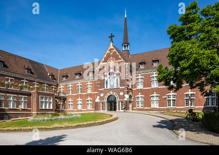 Akademische, Architektur, Außen, field recording, Gebäude, DE, DEU, Deutschland, Düsseldorf, Europa, evangelischen, Farbe Foto, Farbe, Farbe Stockfoto