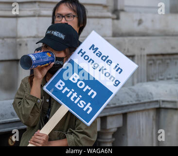 London, 20. August 2019 Pro Demokratie Hong Kong Demonstranten außerhalb des Cabinet Office in Whitehall London Credit Ian DavidsonAlamy leben Nachrichten Stockfoto