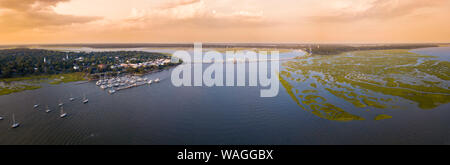 Antenne 180 Grad Panorama von Beaufort, South Carolina, USA. Stockfoto