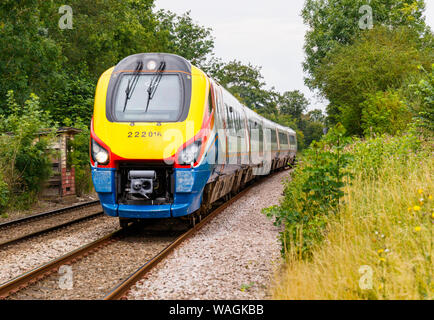 East Midlands Trains. Klasse 222 Meridian diesel-elektrische-mehrere-Einheit Hochgeschwindigkeitszug. Zwischen Melton Mowbray und Oakham. Jetzt East Midlands Eisenbahn Stockfoto