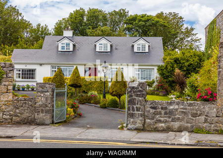 Dorf von Kinvara auf die Galway Bucht in der Grafschaft Galway Irland Stockfoto