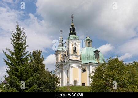 St. Anna Kirche über dem Dorf Tunjice in der Nähe von Kamnik, Slowenien Stockfoto