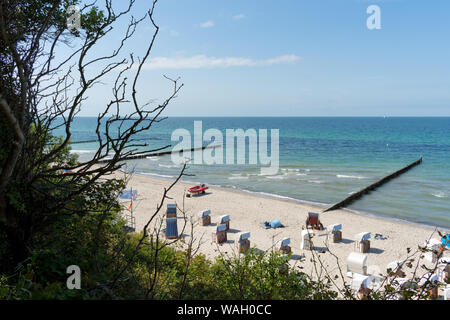 Liegen am Strand Nienhagen, Mecklenburg-Vorpommern, Ostsee, Deutschland Stockfoto