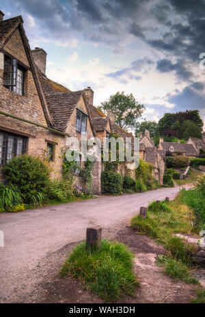 Cottages in Arlington Row in Bibury, Gloucestershire in den Cotswolds, England, Großbritannien Stockfoto