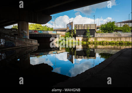 Ansicht von unten Spaghetti Junction - Bergab Interchange, Birmingham, Großbritannien Stockfoto