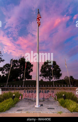 Erste Vietnam War Memorial in den Vereinigten Staaten 1966 in Charlottesville, Virginia gewidmet Stockfoto