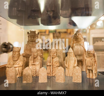 Replica Schachfiguren in der Gemeinschaft Museum im Uig auf der berühmten Lewis Chessmen aus Walross-elfenbein, dass von einem Schiffswrack auf dem Meer trieb sie geschnitzt basierend Stockfoto