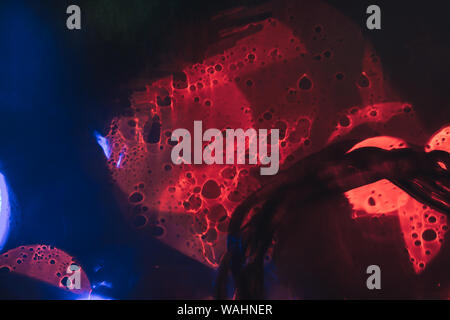 Close up Virus, Zelle Mikroskop abstrakt und roten bokeh Hintergrund. Stockfoto