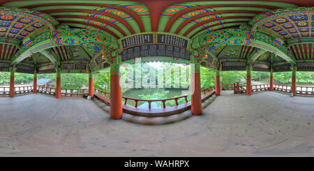 360 Grad Panorama Ansicht von Jangseong, Südkorea - 23 Juli 2019 Baekyangsa Tempel im Sommer. 360 Grad Panorama von sphärischen Baekyangsa Tempel und Naejangsan Mountain Park. V