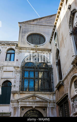 Im Innenhof der Scuola Grande di San Giovanni Evangelista, Venedig, Italien Stockfoto