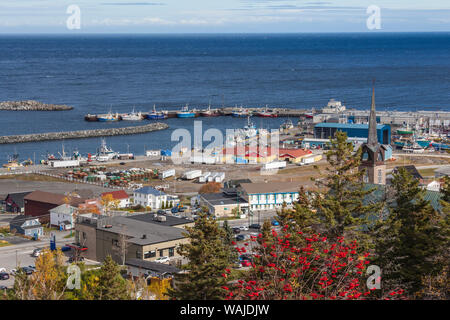 Kanada, Quebec, Riviere-au-Renard, erhöht mit Blick auf das Dorf Stockfoto