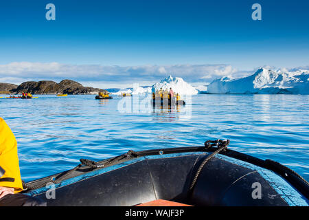 Grönland. Ilulissat. Sternzeichen Kreuzfahrt unter der Eisberge im Eisfjord. Stockfoto