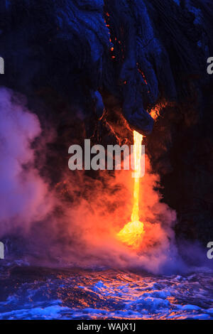 Kilauea Lavastrom in der Nähe der ehemaligen Stadt Kalapana, Big Island, Hawaii, USA Stockfoto