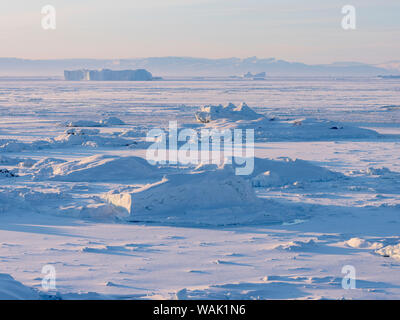 Mit gefrorenen Disko Bucht Eisberge an der Ilulissat-eisfjord, aufgeführt als UNESCO-Weltkulturerbe. Grönland. Stockfoto