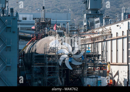 U-Boot, eine einbauen, Naval Werften, Hafen von San Diego, San Diego, Kalifornien. (Redaktionelle nur verwenden) Stockfoto