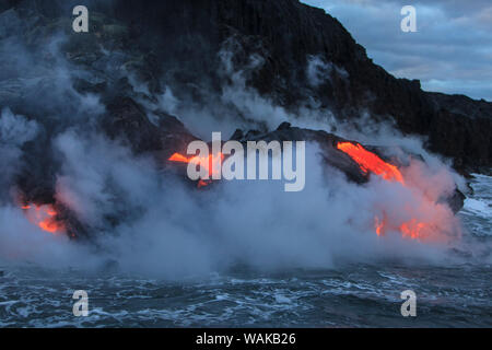 Kilauea Lavastrom in der Nähe der ehemaligen Stadt Kalapana, Big Island, Hawaii, USA Stockfoto