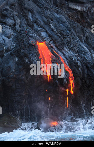 Kilauea Lavastrom in der Nähe der ehemaligen Stadt Kalapana, Big Island, Hawaii, USA Stockfoto