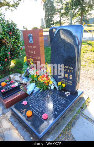 Seeblick Friedhof, Capital Hill Gegend von Seattle, Washington State. Gräber von Bruce Lee und sein Sohn Brandon Lee (Editorial nur verwenden) Stockfoto