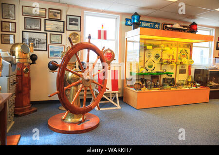 Coast Guard Museum, Pier 36, Maritime Museum auf der Elliott Bay befindet sich auf dem Grundstück der Küstenwache Seattle, Washington State, USA (Editorial nur verwenden) Stockfoto